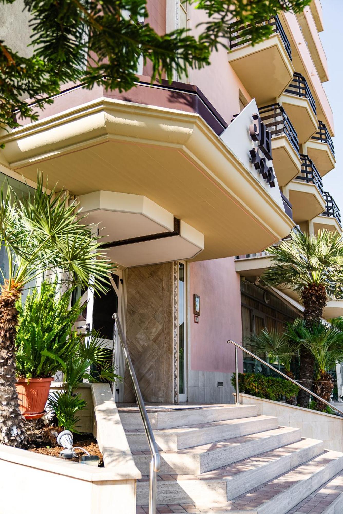 Hotel Joli Alba Adriatica Dış mekan fotoğraf